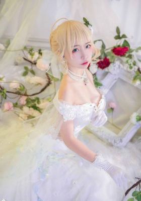 妈妈挽起裙子迈开腿在我脸视频